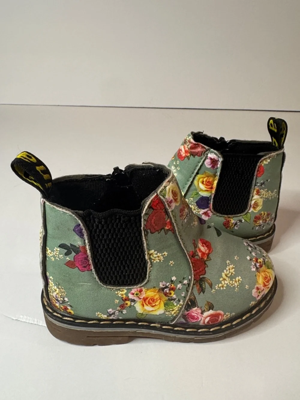 Toddler Green Floral Boots, Euro size 21 (US size 5-5.5, Non-slip Soles